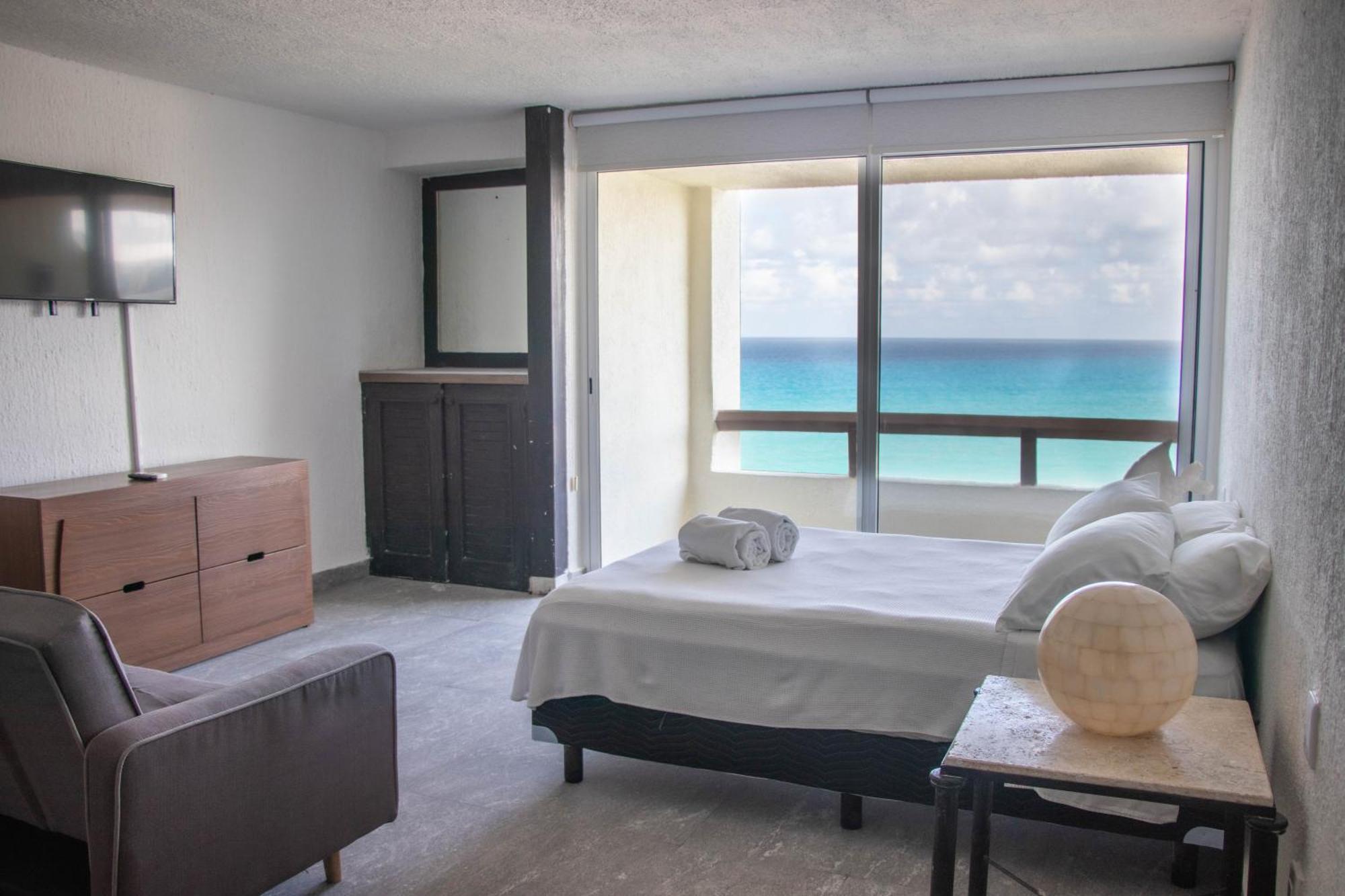 Rodero By Solymar Beach Front Condos In Hotel Zone 칸쿤 외부 사진